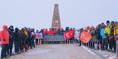 Allahuekber Dağı Şehitleri Anma Zirve Tırmanışı Başarıyla Tamamlandı