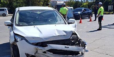 Muş’ta Trafik Kazası: Dörtyol Kavşağında 4 Kişi Yaralandı