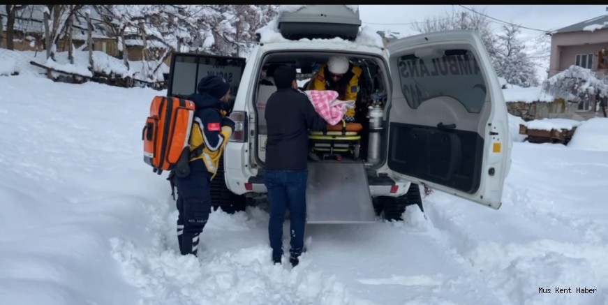 Kar ve Soğuk Dinlemediler: Sağlık Ekipleri 6 Aylık Bebek İçin Seferber Oldu