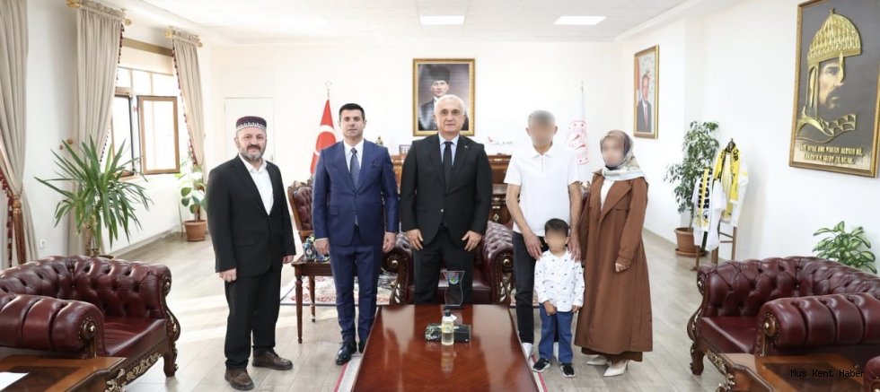 Bağımlılığı Yenip Hayata Tutundu, Başarı Plaketiyle Onurlandırıldı