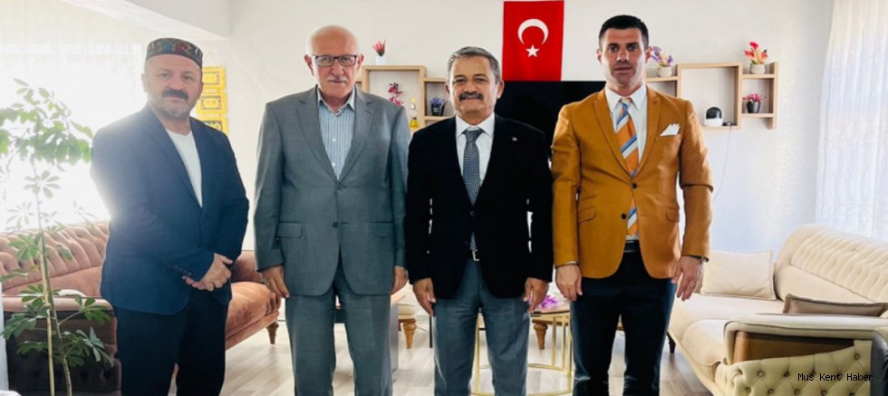 İl Sağlık Müdürü Ömür’den Uyuşturucuyla Mücadele Derneği’ne Ziyaret