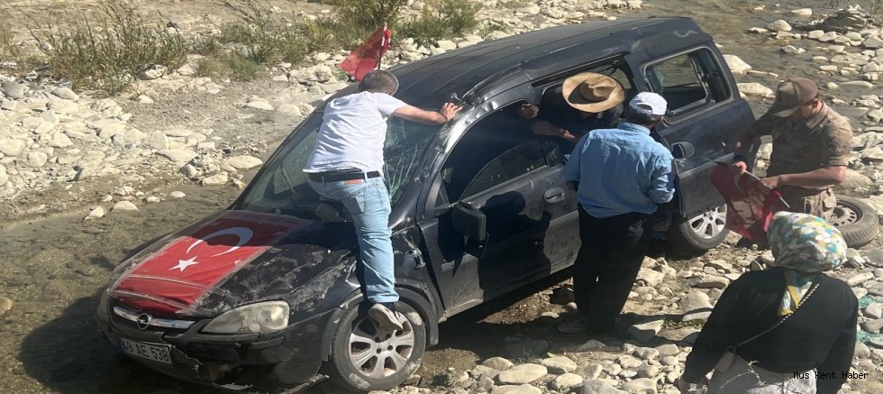 Karakale Köyü Mevkiinde Araç Yoldan Çıktı: 1 Yaralı