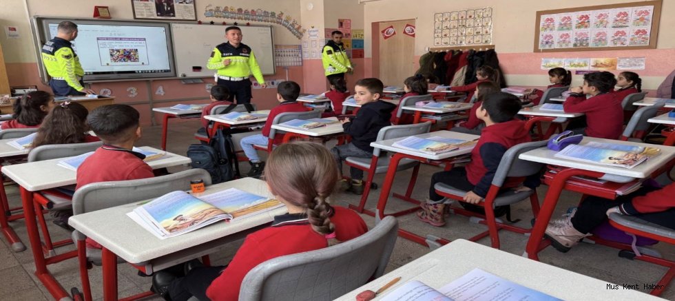 Korkut’ta Miniklere Trafik Eğitim