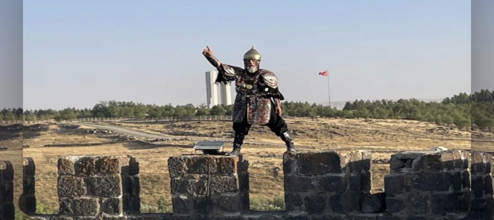 Malazgirt’in “Alparslan Dedesi” 7 Yıldır Zafer Coşkusuna Ortak Oluyor