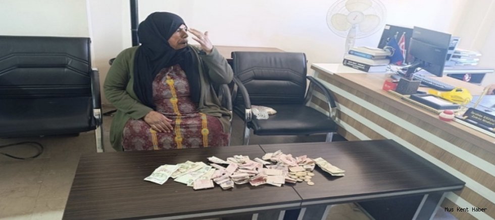 Malazgirt’te Dilencilere Zabıta Operasyonu