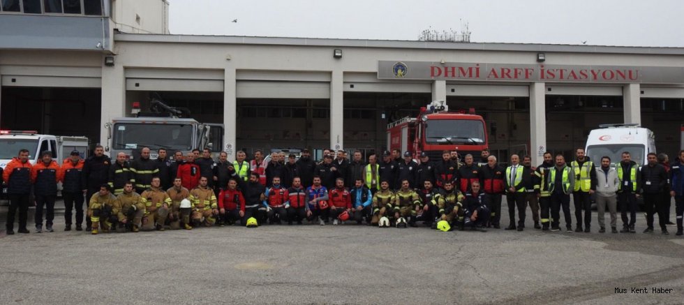 Muş Alparslan Havalimanı’nda Gerçekçi Senaryoyla Acil Durum Tatbikatı