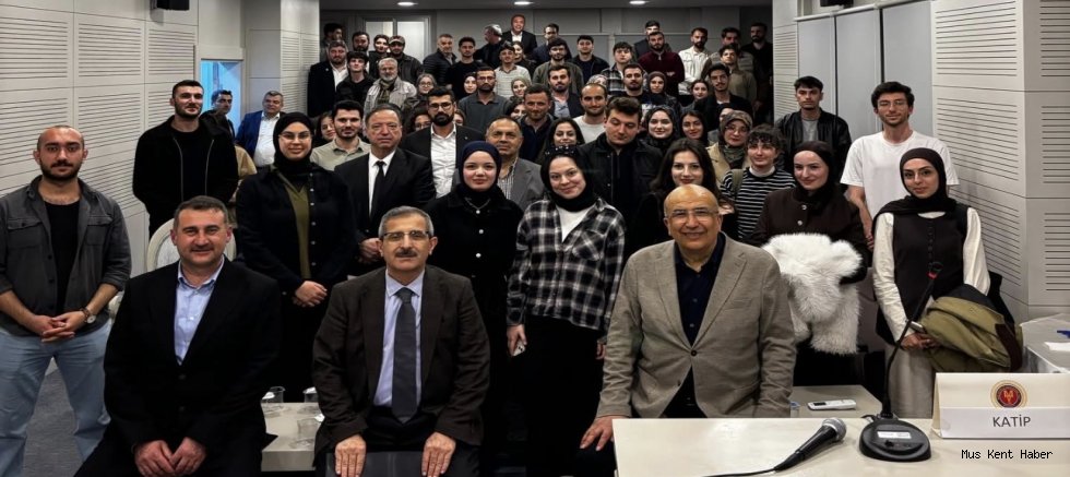 Muş Eğitim ve Kalkındırma Vakfı’ndan Konferans: “Uygarlık Tarihi Nasıl Okunmalı?”