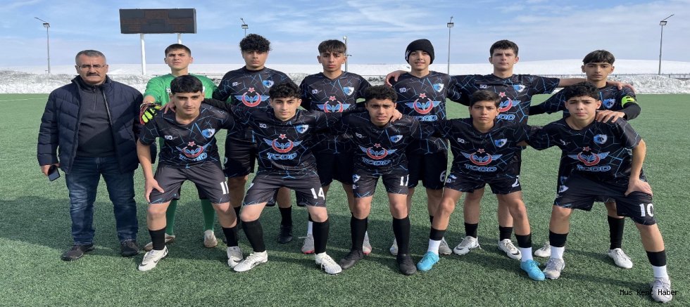 Muş Gençlerbirliği 50. Yılında Çifte Şampiyonluk Sevinci Yaşadı