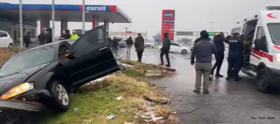 Muş-Hasköy yolunda trafik kazası