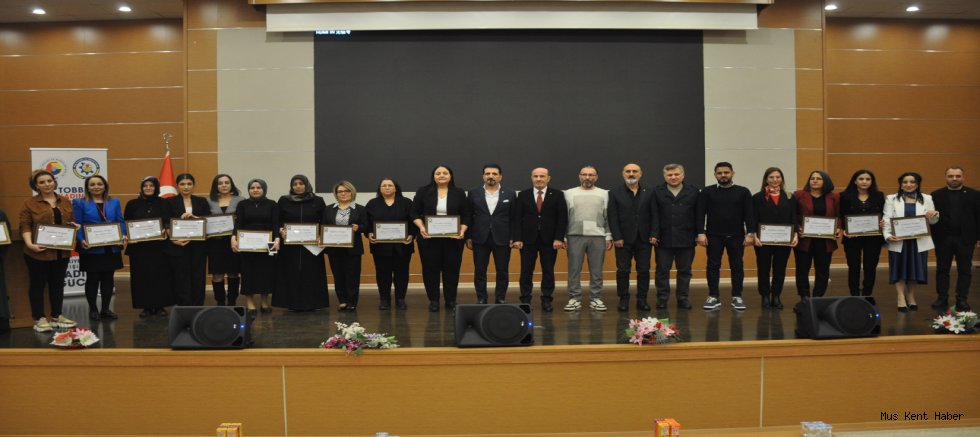 Muş’ta 1. Kadın Girişimciler Fuarı Düzenlendi