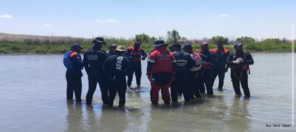 Muş'ta akarsuya düşen 6 yaşındaki çocuk üçüncü günde bulundu
