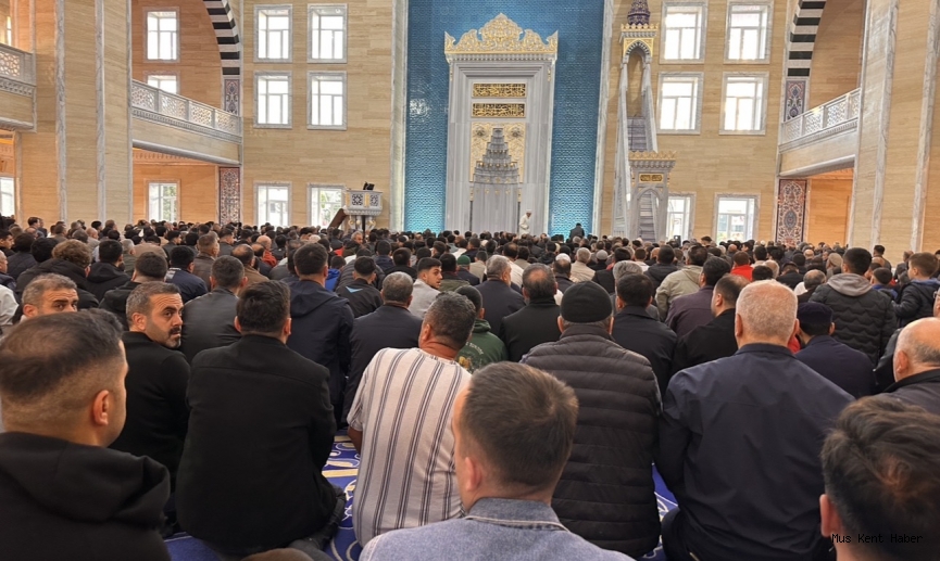 Muş’ta Bayram Namazında Camiler Doldu Taştı