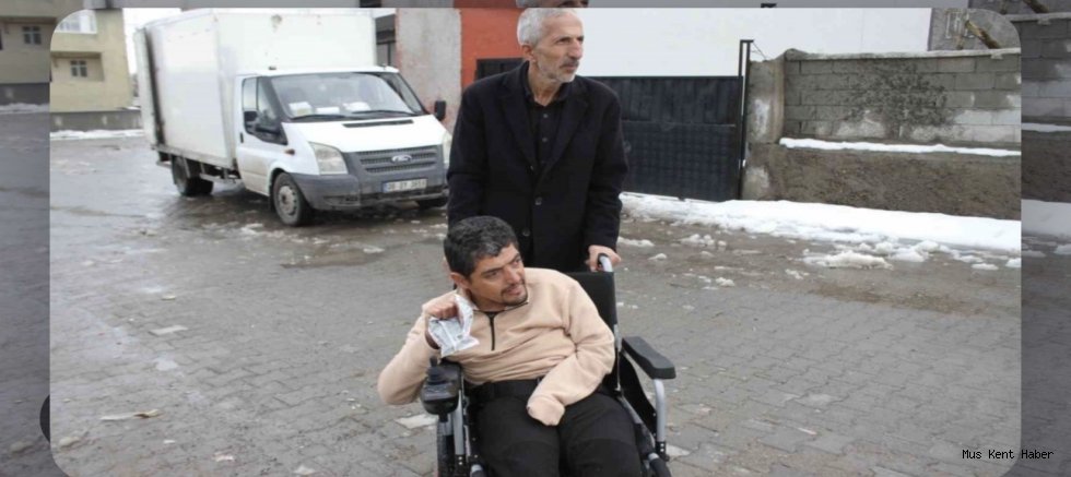 Muş’ta Bayram Öncesi Yürek Isıtan Dayanışma