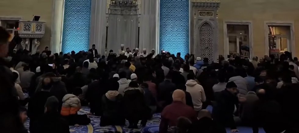 Muş’ta Berat Kandili Manevi Atmosferle İdrak Edildi