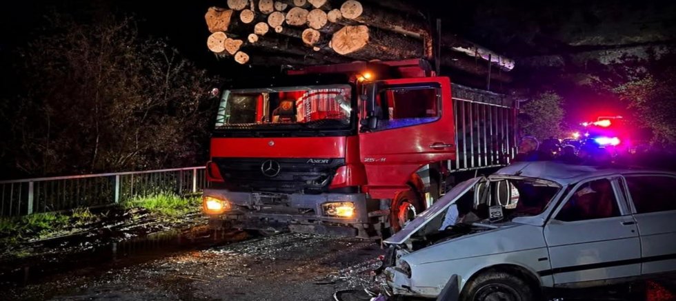 Muş’ta çalışan kardeşler ile Muşlu genç kazada yaralandı: 1 kişinin durumu ağır