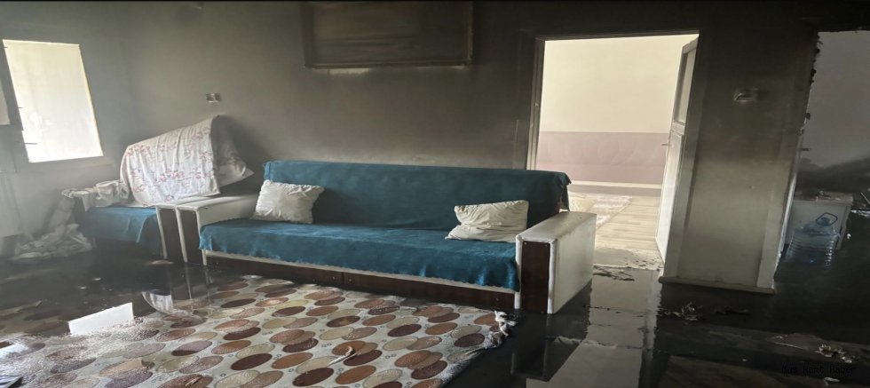Muş’ta Ev Yangını Korkuttu