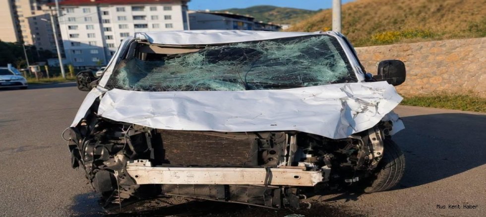 Muş’ta Feci Kaza: 1 Ölü, 2 Yaralı