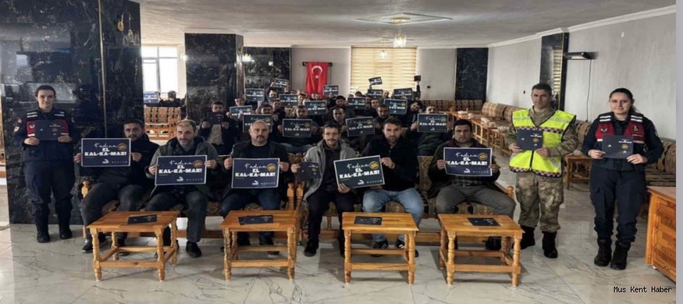 Muş’ta Jandarmadan Aile İçi ve Kadına Yönelik Şiddetle Mücadele Bilgilendirmesi