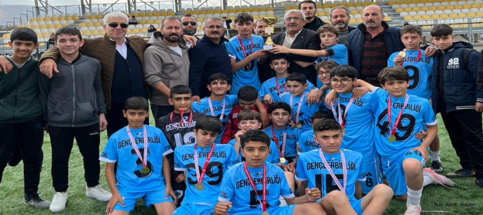Muş U-14 Şampiyonu Muş Gençlerbirliği Oldu