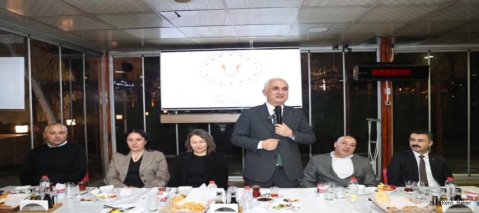 Muş Valisi Çakır, “Engelli Ailelerine Umut Kaynağısınız”