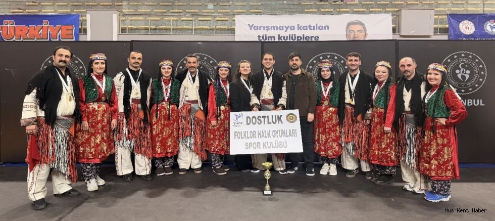 Muş Yöresi Halk Oyunları Ekibi Marmara Bölge Birincisi Oldu