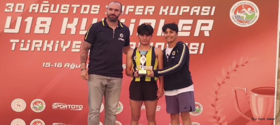 Muşlu Elif Çelik, U18 Türkiye Şampiyonu Oldu