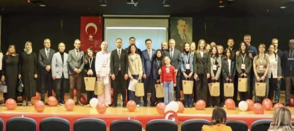 Muşlu Öğrenci Çanakkale’de Türkiye Derecesi Elde Etti