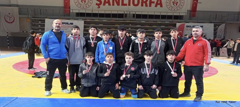 Namık Kemal YBO Güreş Takımı Bölge İkincisi Oldu