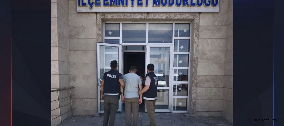 Malazgirt’te Dolandırıcılık Suçundan Aranıyordu, Yakalandı