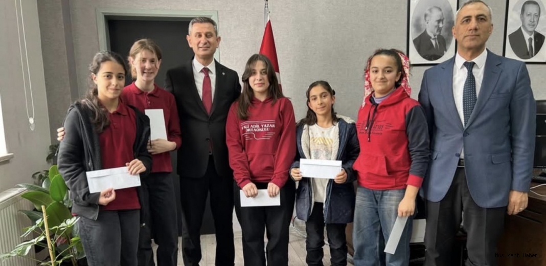 Mehmet Âkif Ersoy Anma Etkinliklerinde Genç Yetenekler Ödüllendirildi