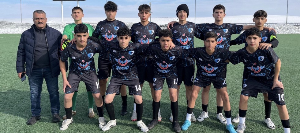 Muş Gençlerbirliği 50. Yılında Çifte Şampiyonluk Sevinci Yaşadı