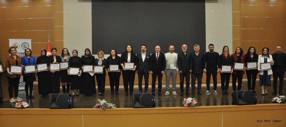 Muş’ta 1. Kadın Girişimciler Fuarı Düzenlendi