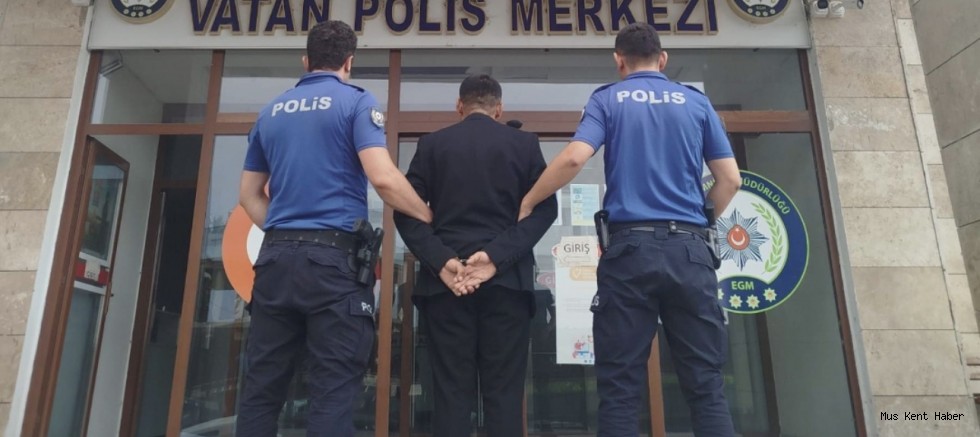 Muş’ta 6 Yıl 5 Ay Kesinleşmiş Hapis Cezası Bulunan Şahıs Yakalandı