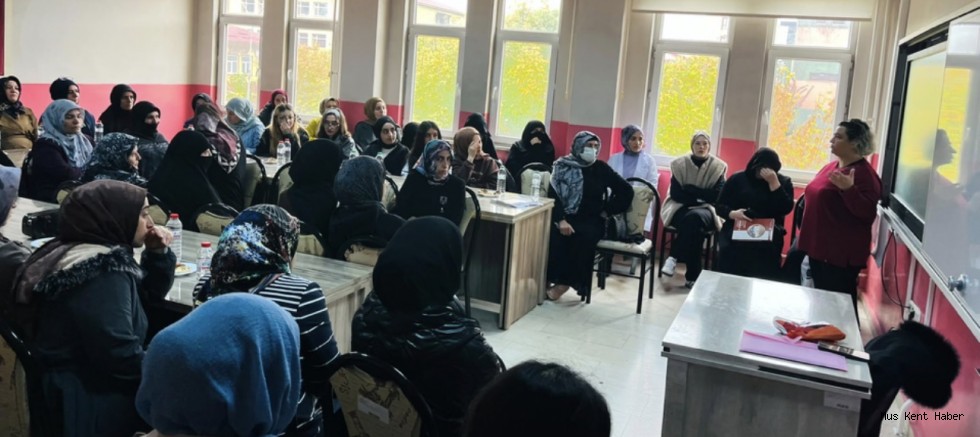 Muş’ta Kadınlara Bağımlılıkla Mücadele Semineri