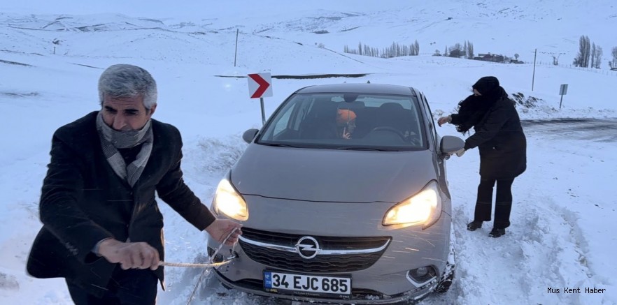 Muş’ta Kar Nedeniyle 238 Köy Yolu Ulaşıma Kapalı