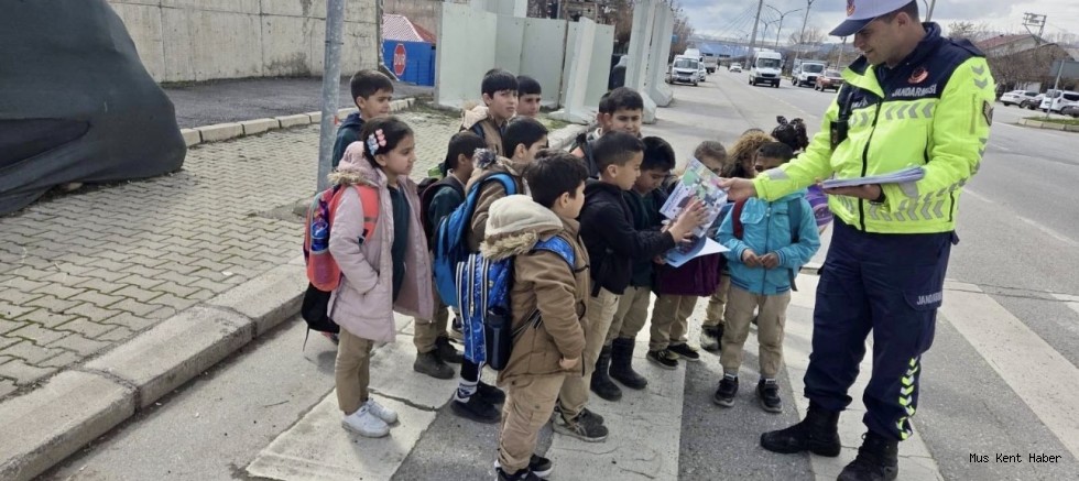 Muş’ta Öğrencilere Trafik Bilinci Aşılanıyor