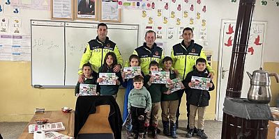 DERECİK KÖYÜ’NDE ÖĞRENCİLERE TRAFİK EĞİTİMİ