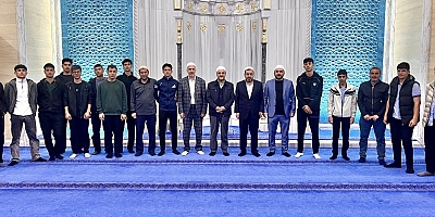 Gençler Sabah Namazında Buluştu