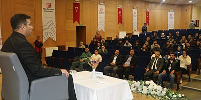 GSİM HER ZAMAN GENÇLERİN YANINDA 