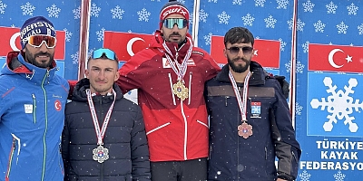 Hakkari Yüksekova’da Kayaklı Koşu Heyecanı: Muşlu Sporcular Zirveye Damga Vurdu