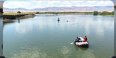 İki Kardeş Nehre Düştü, Biri Hayatını Kaybetti, Diğeri Kayıp 
