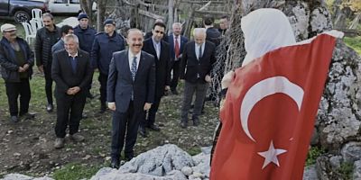 Isparta’da Vali Erin’e Türk Bayraklı Karşılama