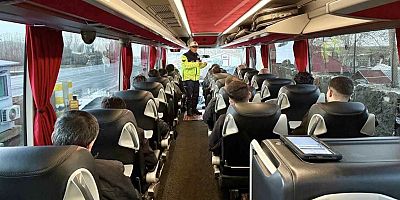 Jandarma trafikten emniyet kemeri denetimi