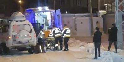 Korkut’ta kardan kapanan yolda öğretmene sağlık seferberliği