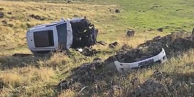 Malazgirt-Ahlat Karayolunda Korkutan Kaza: 2 Yaralı