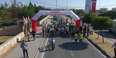 Malazgirt’ten Ahlat’a Pedallıyoruz