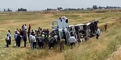 Muş-Bitlis Yolu'nda Kaza: Beton Mikseri Şarampole Yuvarlandı