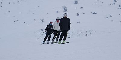 Muş Kayak Merkezinde Hafta Sonu Keyfi Objektife Yansıdı