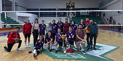 Muş Kız Voleybol Takımı, Namağlup Şampiyon Oldu!