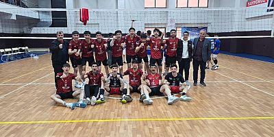 MUŞ LALEZAR SPOR’UN YILDIZ TAKIMI VAN’DA PARLADI